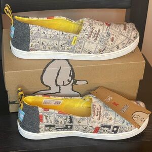 Toms Yellow and Gray Sneakers with Snoopy (Peanuts) Design